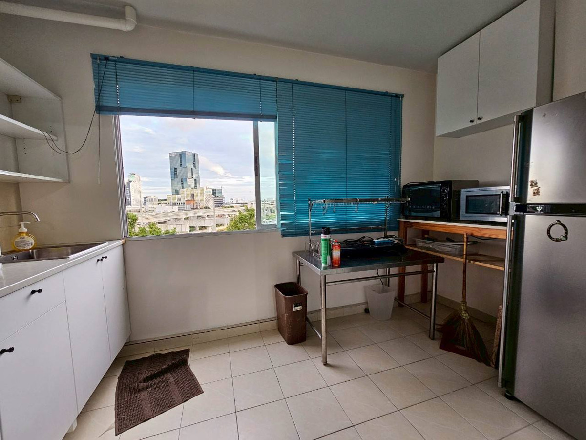 For RentCondoPattanakan, Srinakarin : For rent, 78 sq m, Building B, 6th floor, 2 bedrooms, 1 bathroom, Supalai Park Srinakarin Condo.