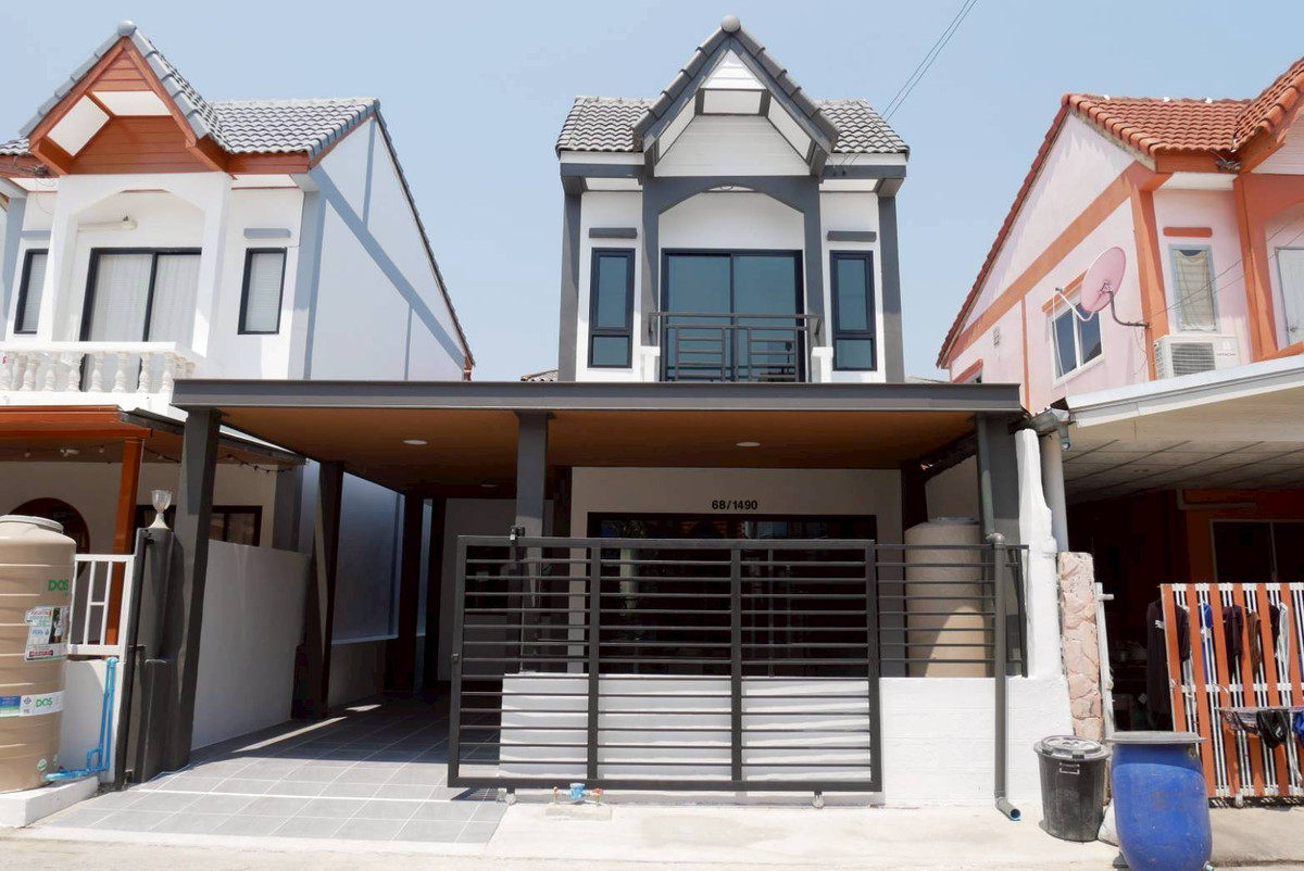 ขายทาวน์โฮมมีนบุรี-ร่มเกล้า : S2962 ขายบ้านเดี่ยว 2 ชั้น ตกแต่งใหม่ทั้งหลัง หมู่บ้านอมรทรัพย์ อยู่วิทยา หนองจอก จบในงบไม่ถึง 2 ล้าน