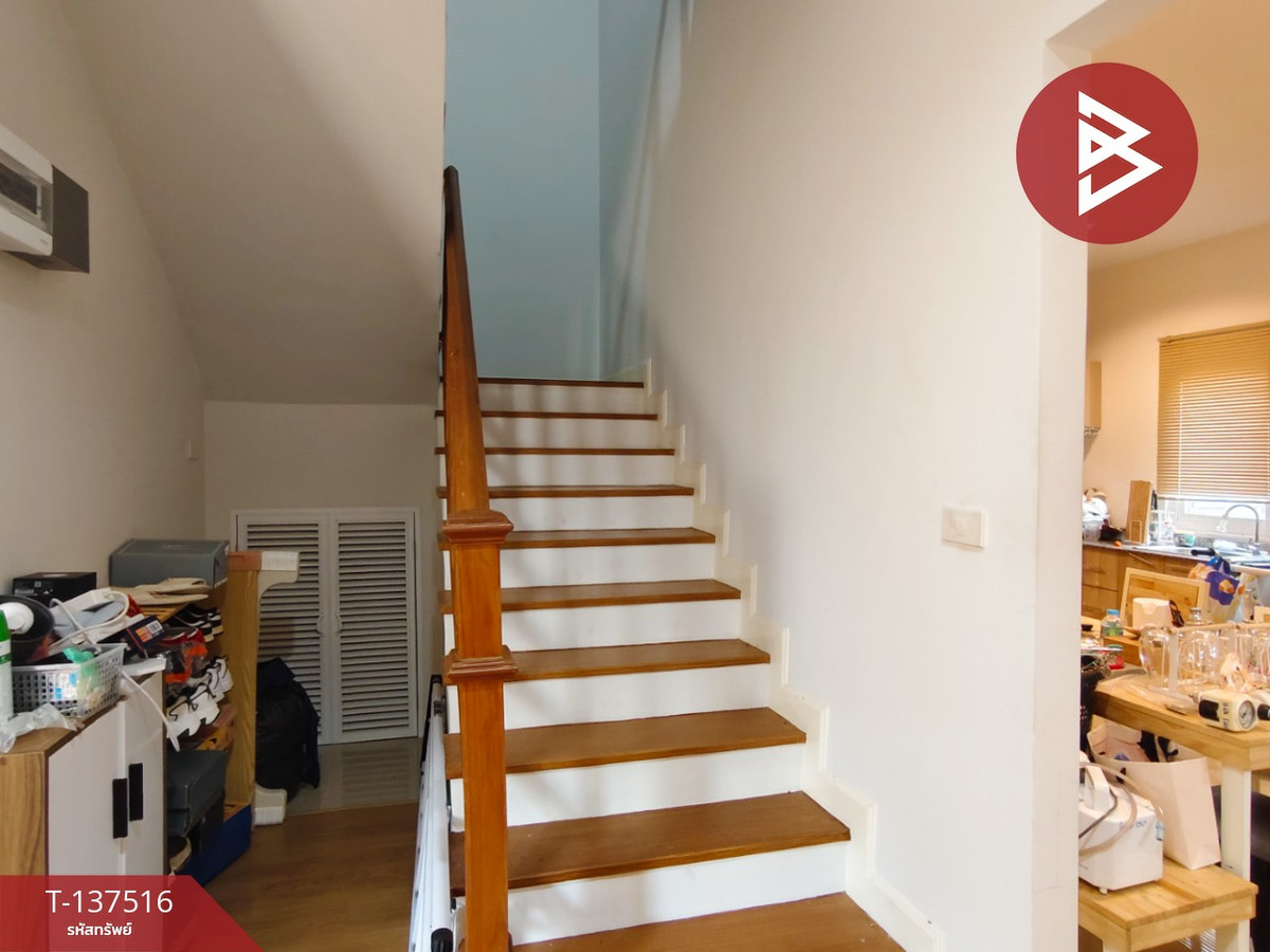 For SaleHouseNakhon Pathom : Semi-detached house for sale, Krisana Gardenhome Village, Phutthamonthon Sai 5 (Krisana Gardenhome), Sam Phran, Nakhon Pathom.