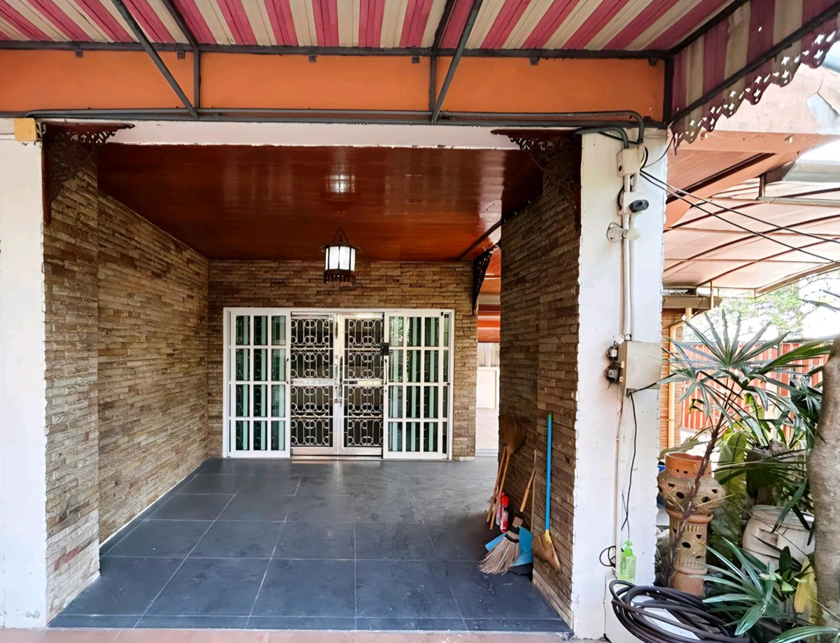 ขายบ้านนนทบุรี บางใหญ่ บางบัวทอง : บ้านเดี่ยว 2 ชั้น 🏡 หมู่บ้านพลอยมณี บัวทองเคหะ — 4 นอน 3 จอด หน้าบ้านไม่ติดใคร วิวสวนทะเลสาบ