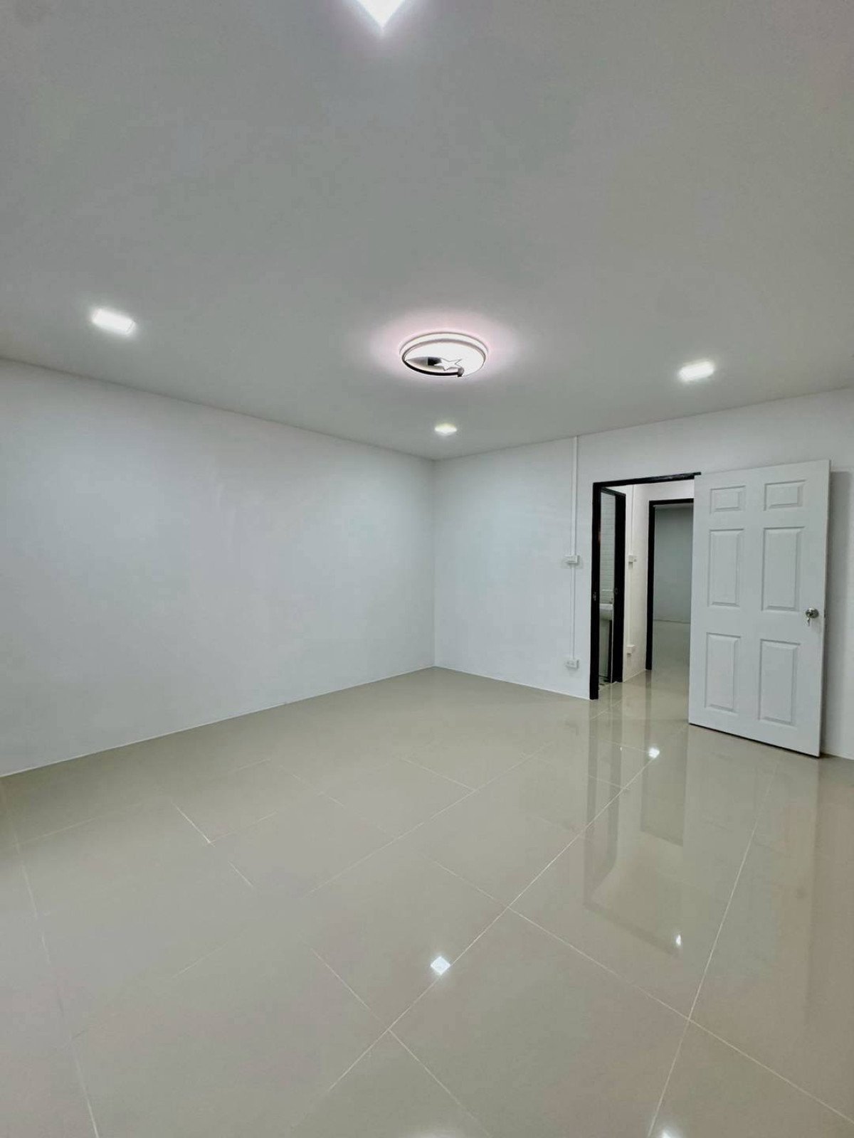 For SaleTownhomeNonthaburi, Bang Yai, Bangbuathong : For Sale Townhouse/Townhome , Tawanna Village , high floor , Bang Kraso , Mueang Nonthaburi , Nonthaburi , CX-150069