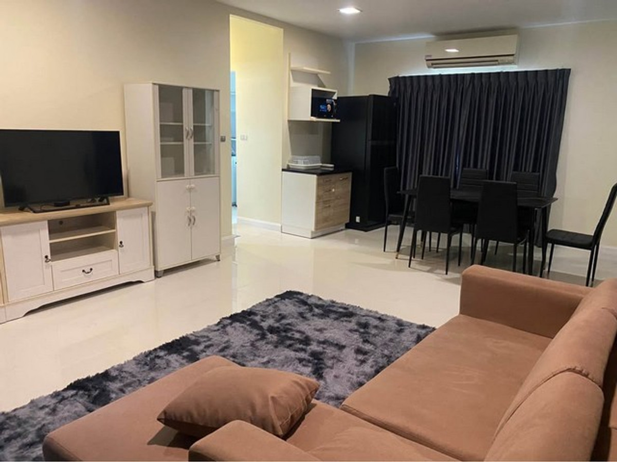 ให้เช่าบ้านลาดกระบัง สุวรรณภูมิ : HR3351 ให้เช่าบ้านเดี่ยว 2 ชั้น Perfect Place วงแหวน-รามคำแหง (เฟส 2) เงียบสงบ เป็นส่วนตัว | เชื่อมต่อกรุงเทพกรีฑาตัดใหม่ | พร้อมเข้าอยู่ทันที