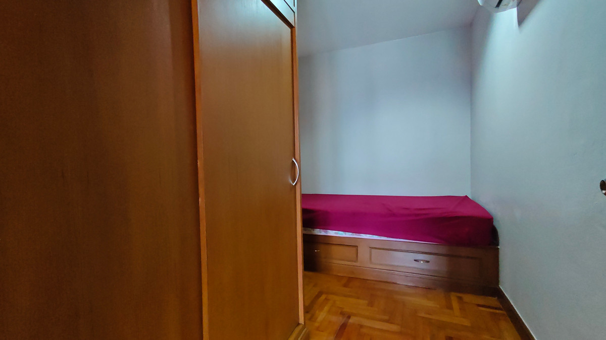 ให้เช่าคอนโดสุขุมวิท อโศก ทองหล่อ : คอนโด 2 ห้องนอน 1 ห้องน้ำ ขนาด 60 ตารางเมตร ที่อโศกเพลส ให้เช่า 25,000 บาทต่อเดือน ซอยสุขุมวิท 21 สถานีรถไฟฟ้า BTS อโศก