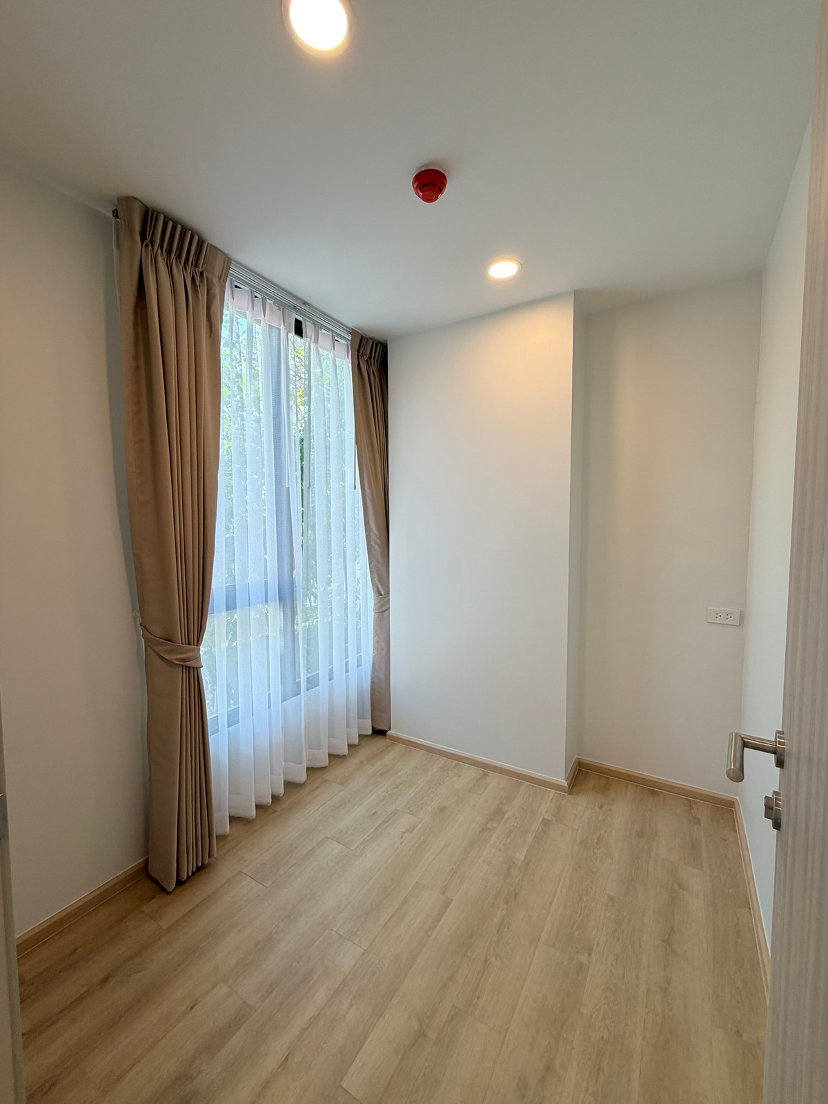 ขายคอนโดอ่อนนุช อุดมสุข : 🏢 ห้องมุม Rare Item! หลุดมาให้จับจองแล้ว คอนโด ทำเลสุขุมวิท ใกล้ BTS ปุณณวิถี ฟรีโอน คอนโดแต่งครบ พร้อมอยู่