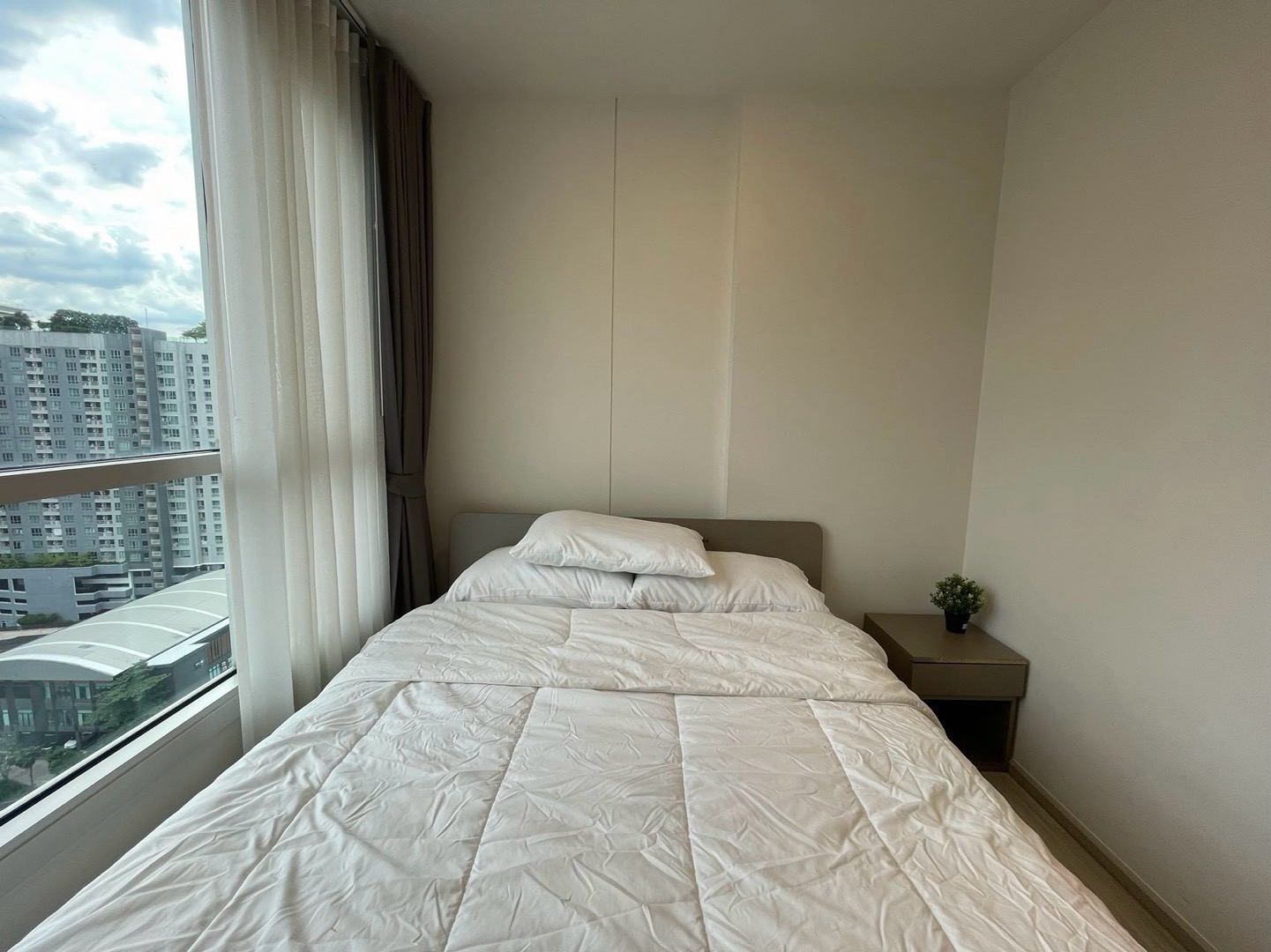 ให้เช่าคอนโดรัชดา ห้วยขวาง : 2 Bed XT HUAIKHWANG Ready to move in
