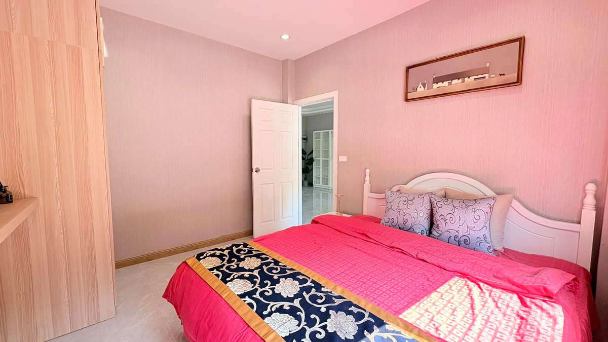 ขายพัทยา บางแสน ชลบุรี สัตหีบ : Pool villa for sale Pattaya tropical village phase 1 