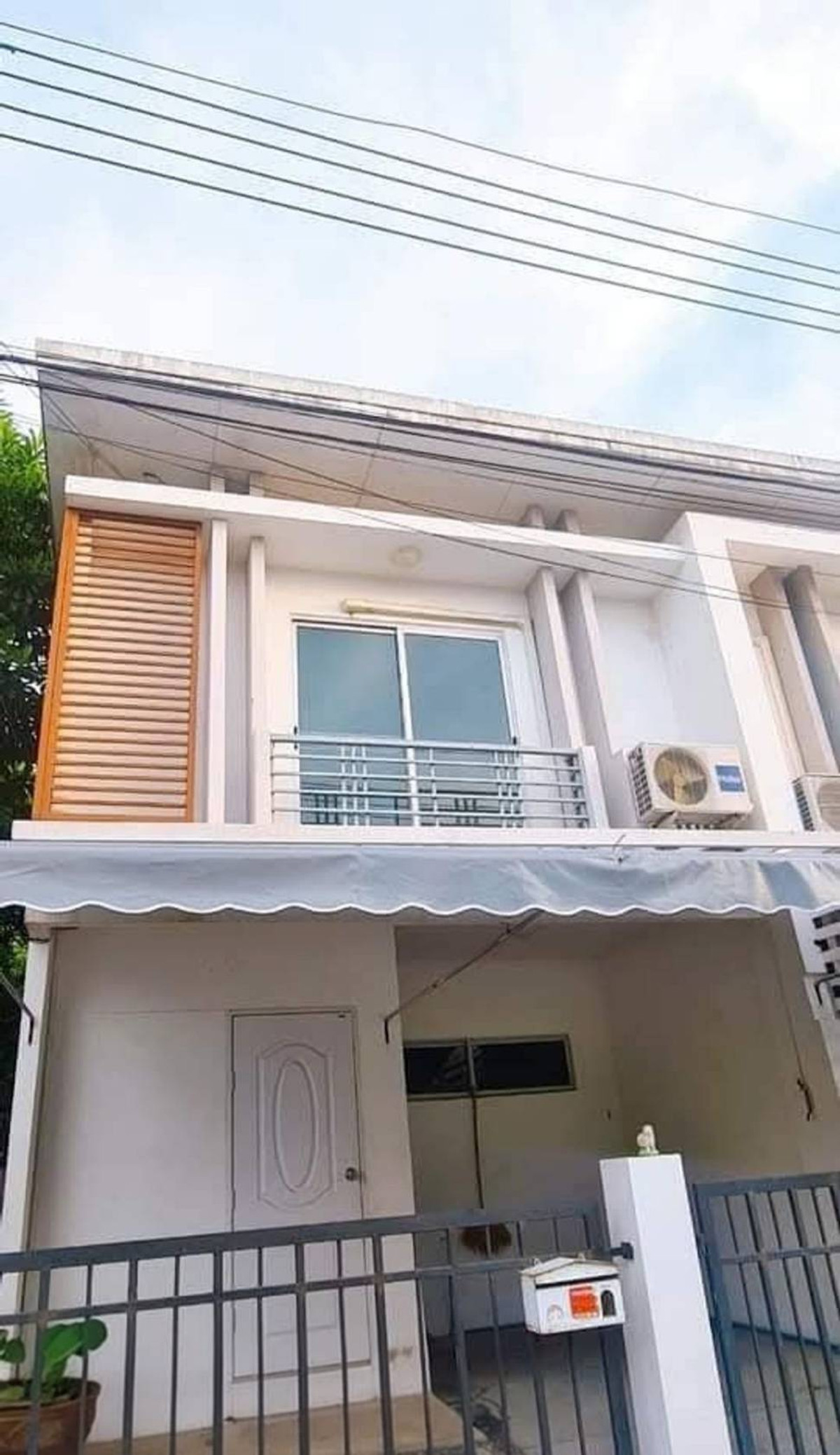 ให้เช่าทาวน์โฮมลาดกระบัง สุวรรณภูมิ : ให้เช่าทาวน์โฮม พฤกษาทาวน์ เน็กซ์ อ่อนนุช - พระราม 9 ใกล้ โรงพยาบาลสิรินธร เพียง 8 นาที