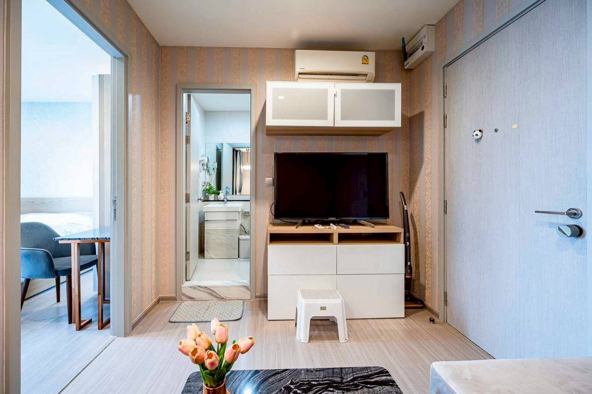 For SaleCondoOnnut, Udomsuk : sell ! 1 bedroom condo, AP Life, Sukhumvit 62, size 30 sq m, 14th floor (east, morning sun, not hot in the evening)