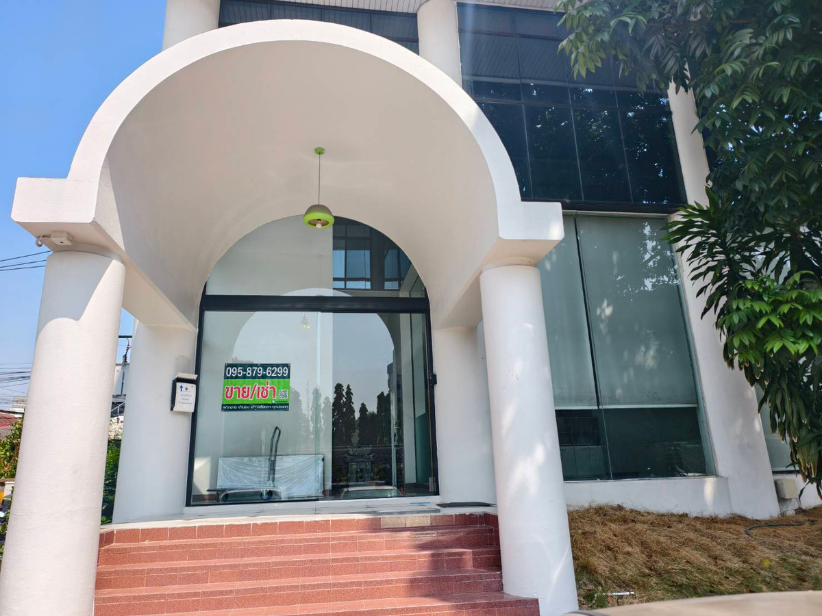 OfficeBangna, Bearing, Lasalle : Prime 7-Story Office Building for Sale/Rent – Strategic Front-Unit Location in Bangna-Trad 34