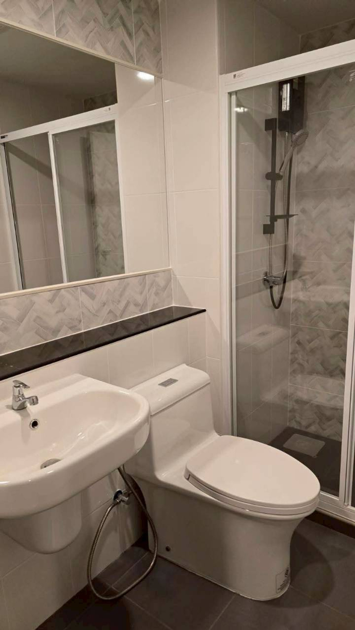 For RentCondoBangna, Bearing, Lasalle : ✅ REGBN135 ✅ Line : @p2nproperty