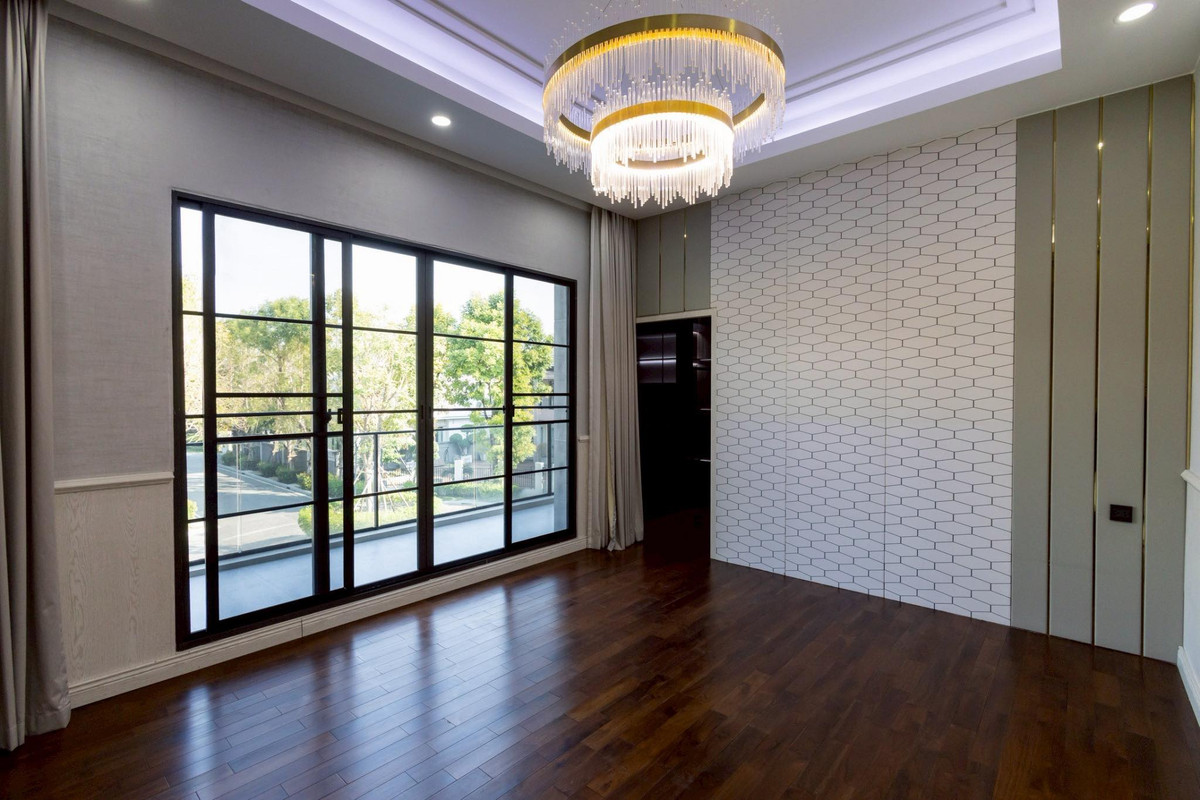 ขายบ้านสมุทรปราการ สำโรง : แกรนด์ บางกอก บูเลอวาร์ด ศรีนครินทร์ / 5 ห้องนอน (ขาย), Grand Bangkok Boulevard Srinakarin / 5 Bedrooms (FOR SALE) FON283