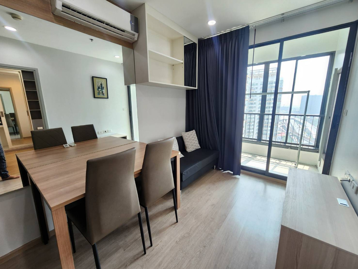 ให้เช่าคอนโดท่าพระ ตลาดพลู วุฒากาศ :  ให้เช่า  ห้องมุม  ไอดีโอ สาทร ท่าพระ ( Ideo sathorn thapra ) ติด BTS โพธิ์นิมิตร  300 เมตร พร้อมเฟอร์ + เครื่องซักผ้า +31 ตรม.  เพียง 13,000  บาท  