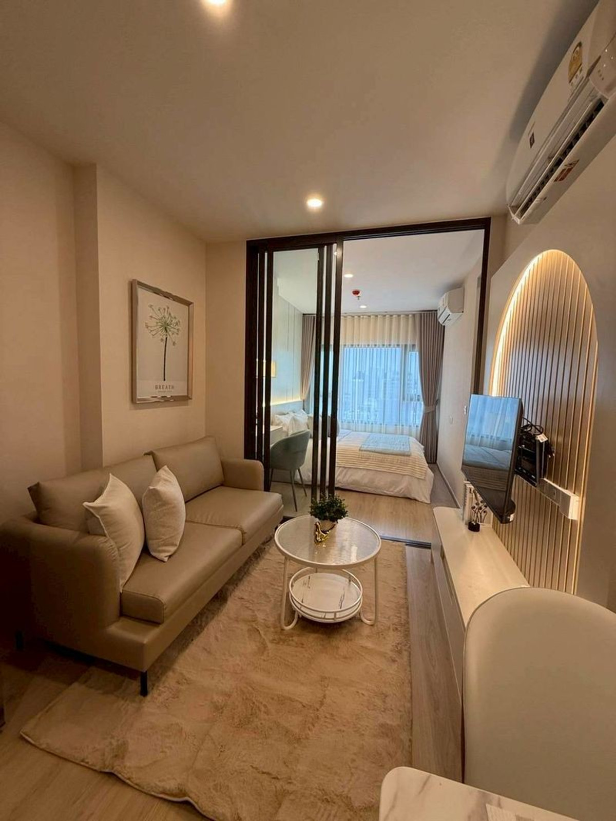 ให้เช่าคอนโดคลองเตย กล้วยน้ำไท :  Condo for rent : Life Rama 4 (( BTS Queen Sirikit National Convention Center   station )) MK-02 line @livingbkk