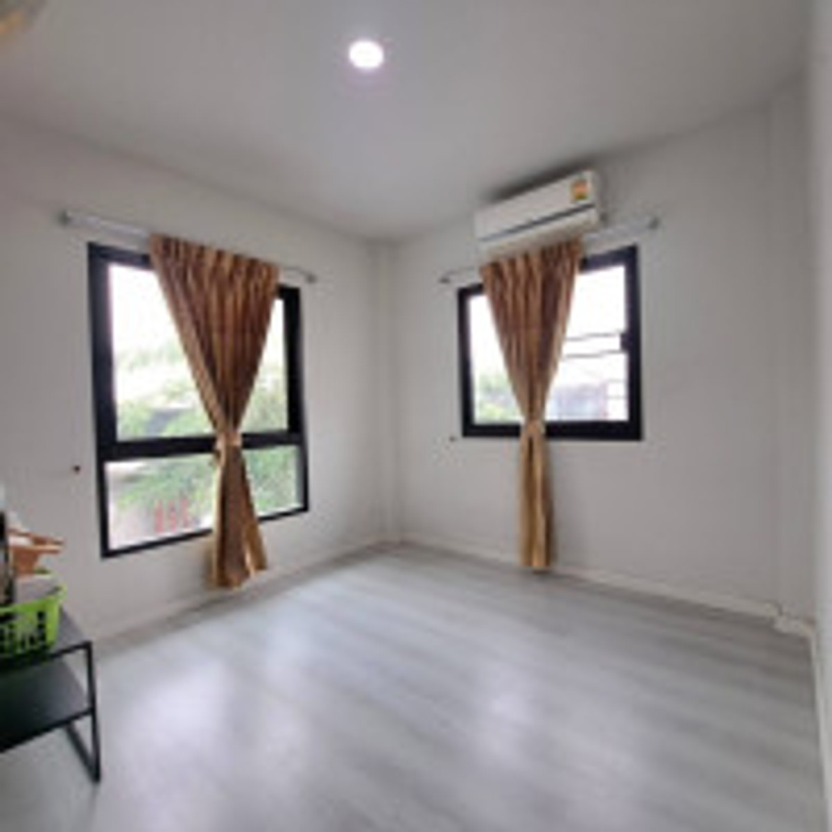 ขายบ้านเลียบทางด่วนรามอินทรา : ขายบ้านเดี่ยว มายโฮม อเวนิว รามอินทรา-จตุโชติ 55 ตร.ว. 4.39 ล้าน! 3 นอน 3 น้ำ ต่อเติมครัวแล้ว แถมแอร์ 3 เครื่อง+เครื่องซักผ้า มุ้งลวดครบ ใกล้ทางด่วนจตุโชติ 