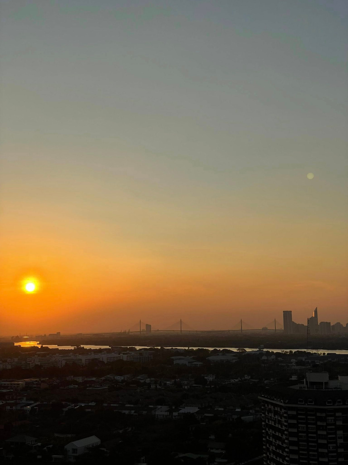 ให้เช่าคอนโดบางนา แบริ่ง ลาซาล : #E353 🎉030469 ให้เช่าคอนโด Regent Home Bangna