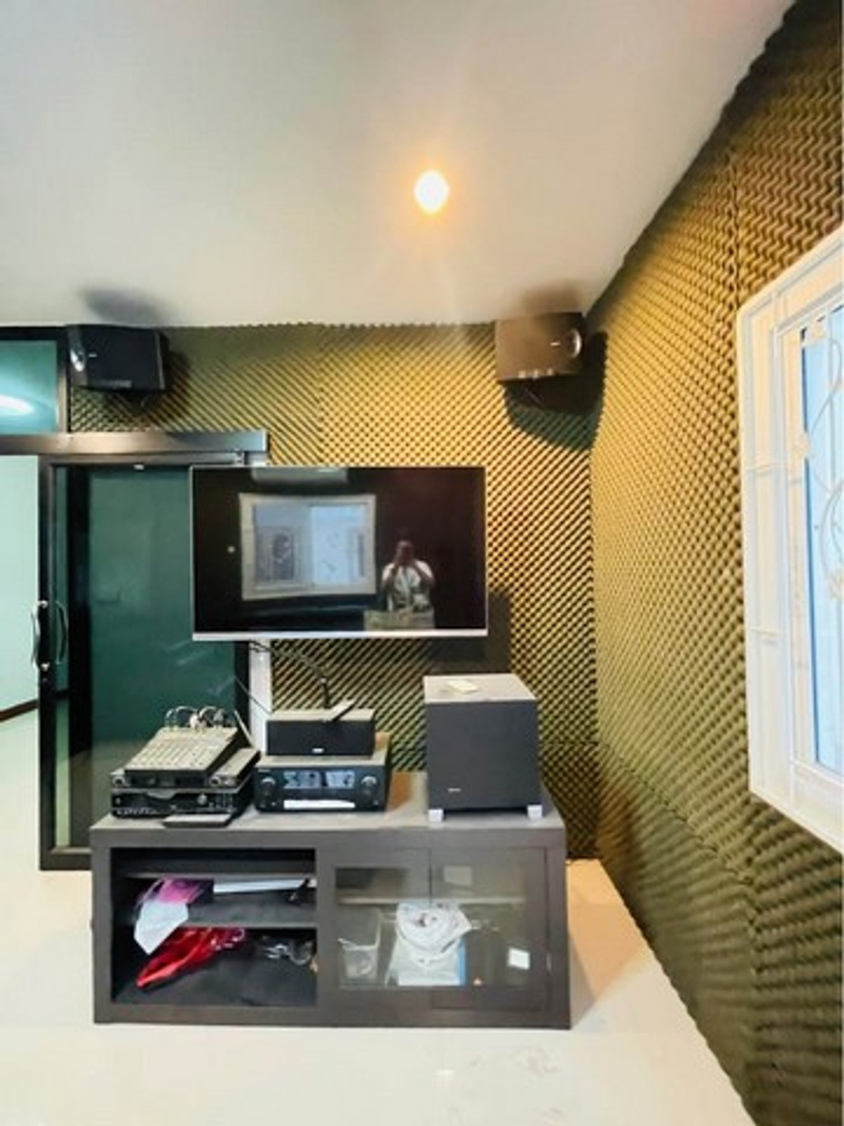 For RentShop HouseSamut Prakan,Samrong : HR3341 Commercial building for rent, 3 floors, beautifully decorated, ready to do business & Residential, can enter and exit in many ways, near Mega Bangna.