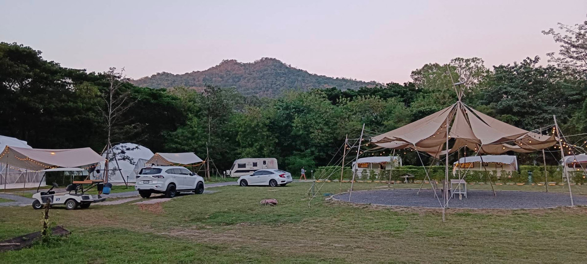 For SaleLandPak Chong KhaoYai : Khao Yai land for sale Next to Thanarat Road, area 3-1-50 rai, price negotiable.