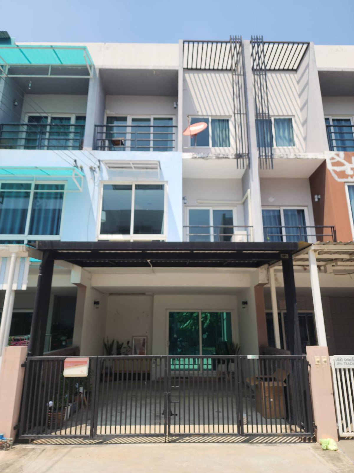 ให้เช่าทาวน์โฮมนวมินทร์ รามอินทรา : ให้เช่าทาวน์โฮม กรีนิช รามอินทรา ใกล้ สวนสยามอะเมซิ่งพาร์ค เพียง 5 นาที