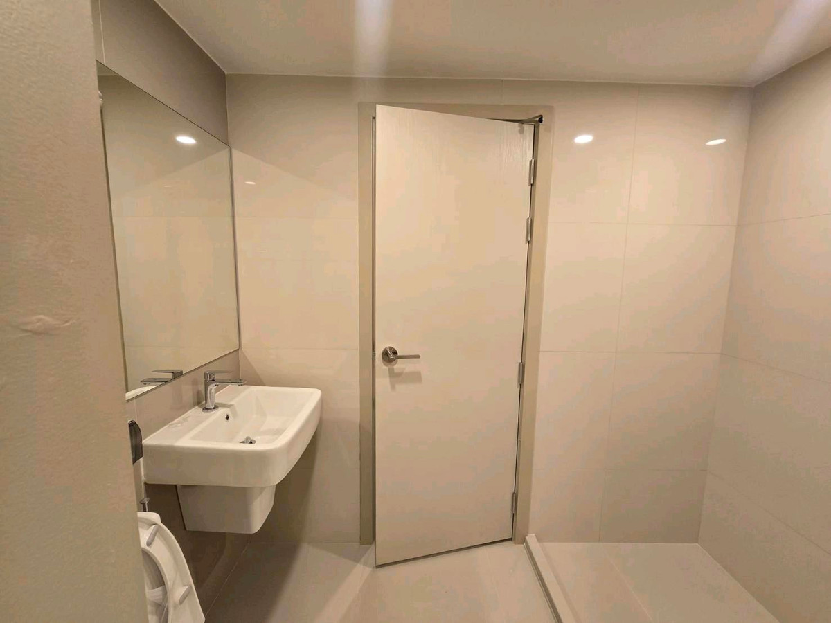 ขายดาวน์คอนโดเกษตรศาสตร์ รัชโยธิน : ขายดาวน์ สนใจ ติดต่อ 0985143495