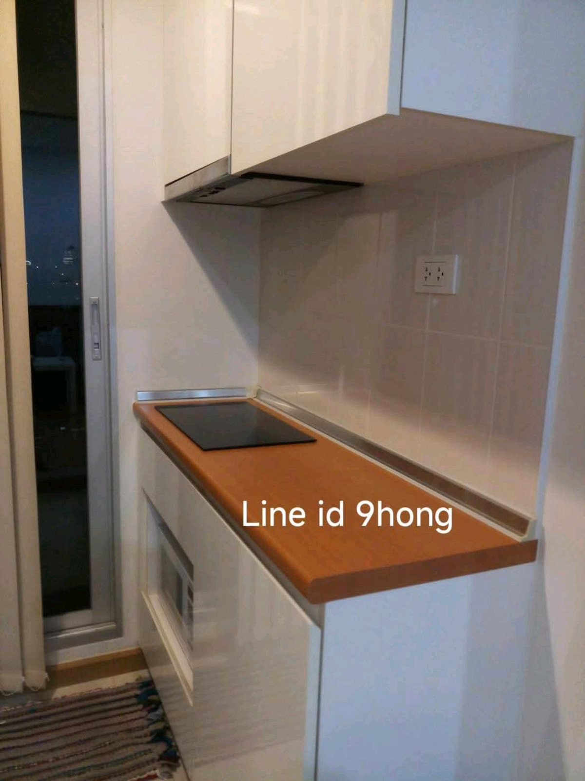 For RentCondoThaphra, Talat Phlu, Wutthakat : Just 50 m. BTS BangWa Interchange MRT. If interested, please make an appointment to see the room.