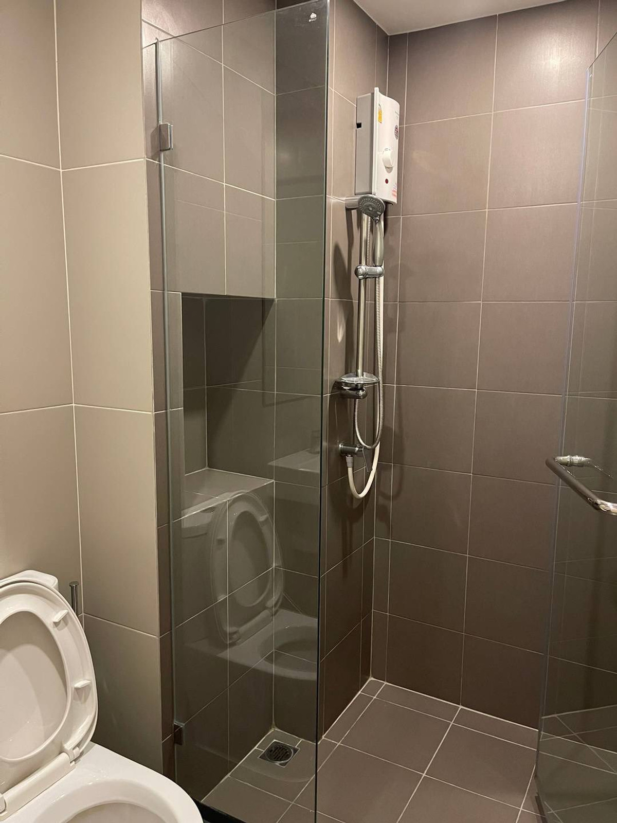 ให้เช่าคอนโดท่าพระ ตลาดพลู วุฒากาศ :  ⭐️ Elio Sathorn - Wutthakat ⭐️ 1 ห้องนอน ขนาด 33 ตรม. มีเฟอร์นิเจอร์ครบครัน