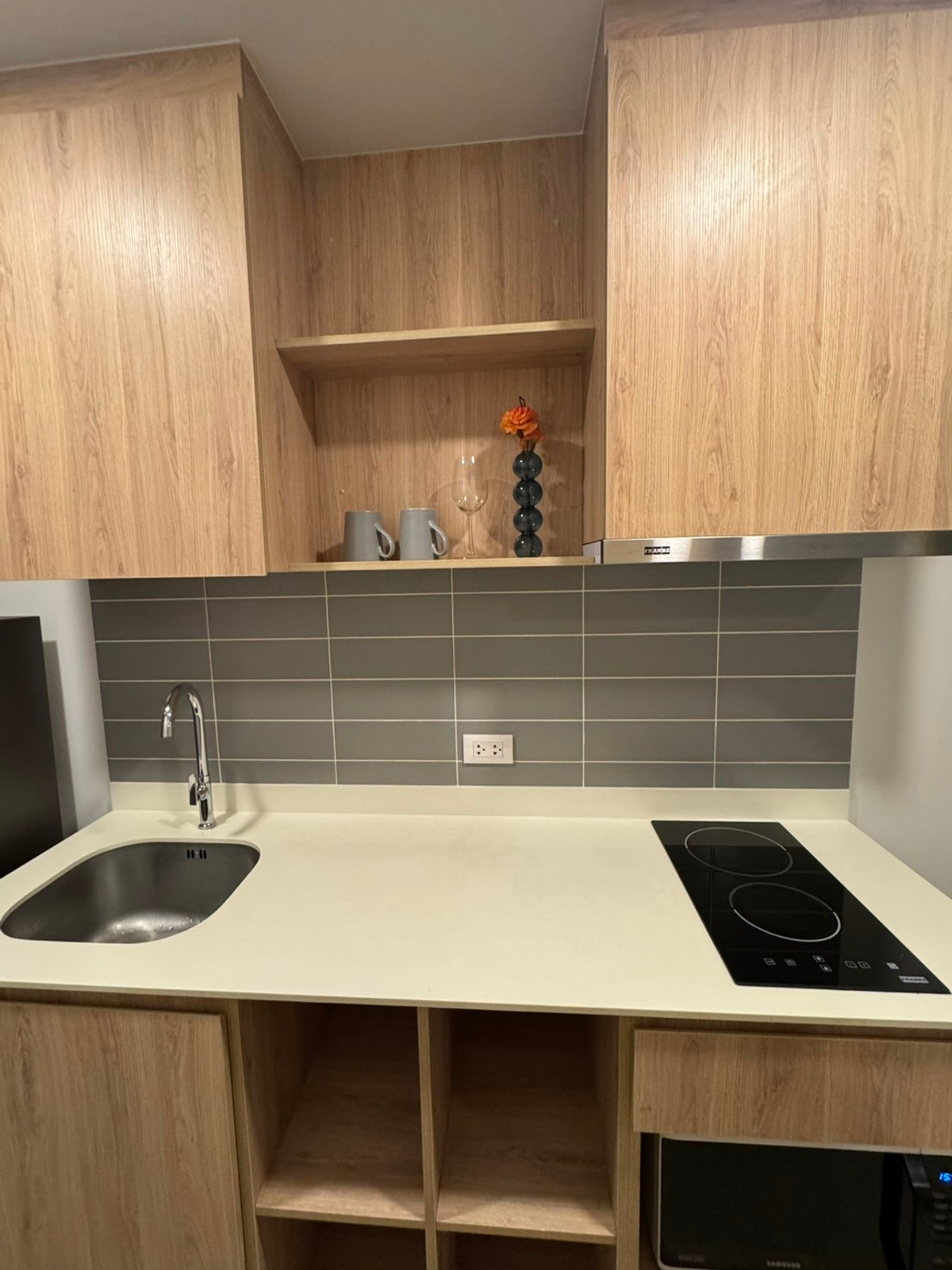 ให้เช่าคอนโดปิ่นเกล้า จรัญสนิทวงศ์ : ให้เช่า คอนโดชีวาทัย ปิ่นเกล้า ใกล้ศิริราช ใกล้ธรรมศาสตร์ท่าพระจันทร์