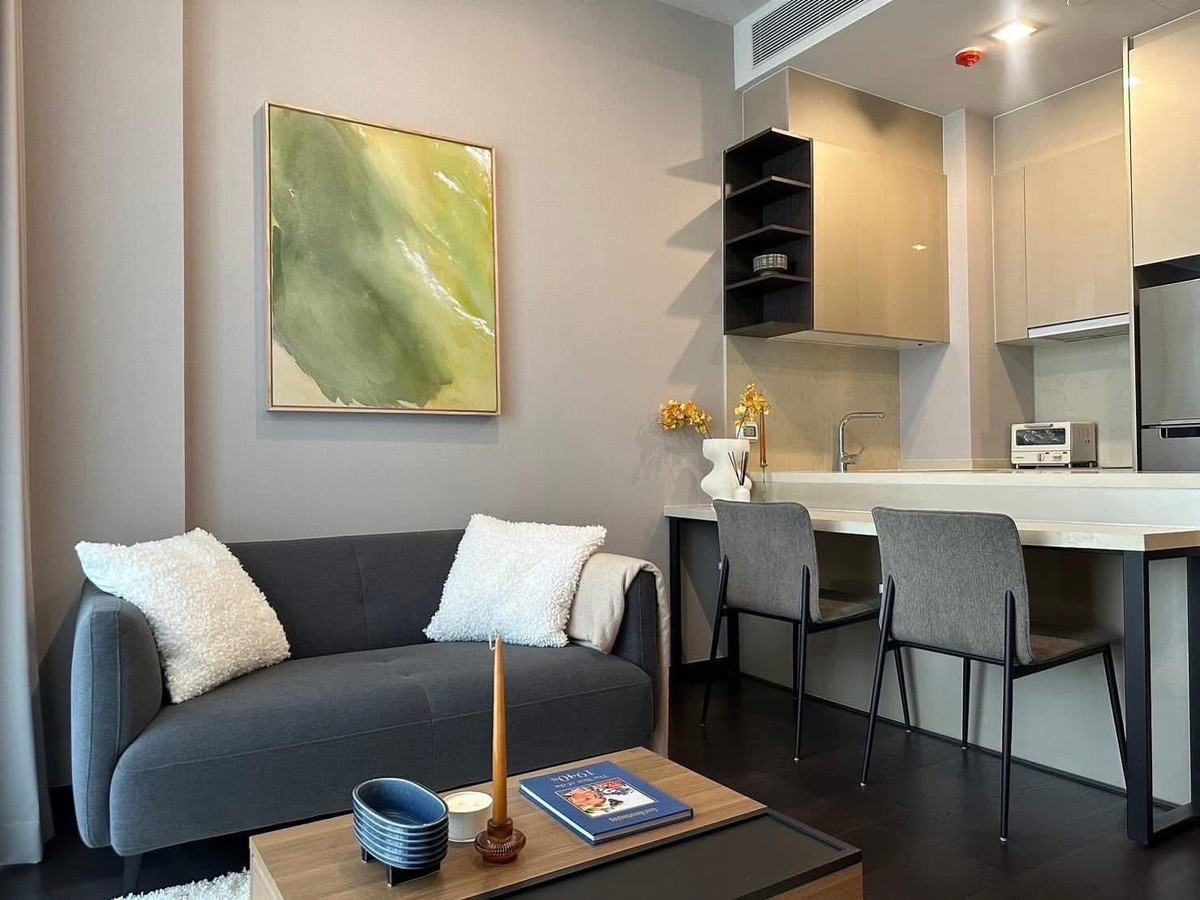 ให้เช่าคอนโดสุขุมวิท อโศก ทองหล่อ : ปล่อยเช่า คอนโด Luxury ใกล้ BTSทองหล่อ | Laviq Sukhumvit 57 | 1 ห้องนอนชั้นสูง ใกล้ Market Place ทองหล่อ มีรถรับ-ส่งBTS