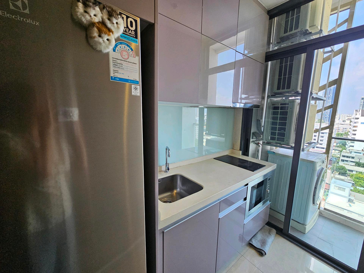 For RentCondoOnnut, Udomsuk : Cheap rental, 2 bedrooms, 1 bathroom, Mayfair Place, Sukhumvit 50.
Mayfair Place Sukhumvit 50