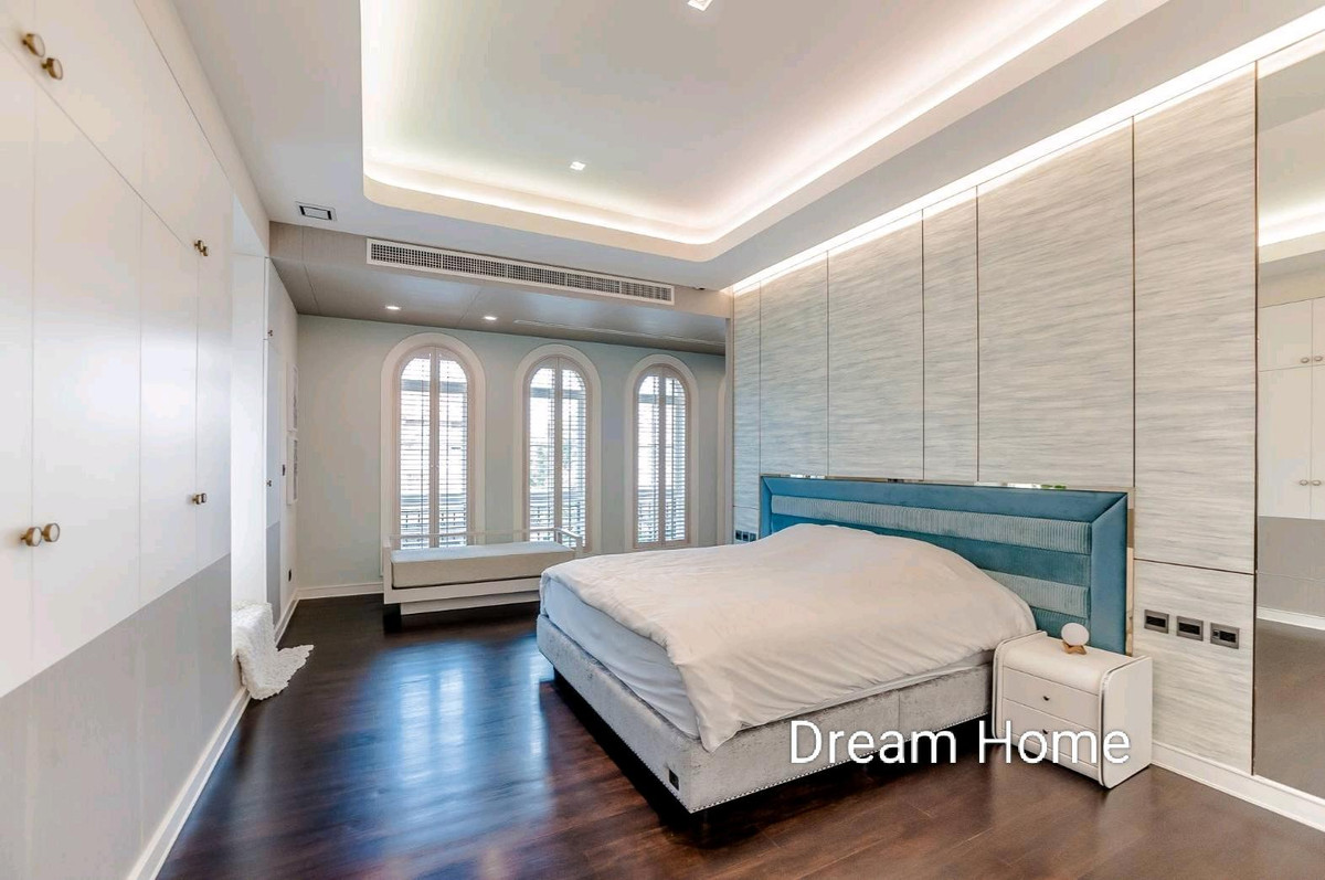 บ้านบางนา แบริ่ง ลาซาล : คฤหาสน์หรู 5 ห้องนอน นันทวัน บางนา กม.7 Tel: 083-966-3665