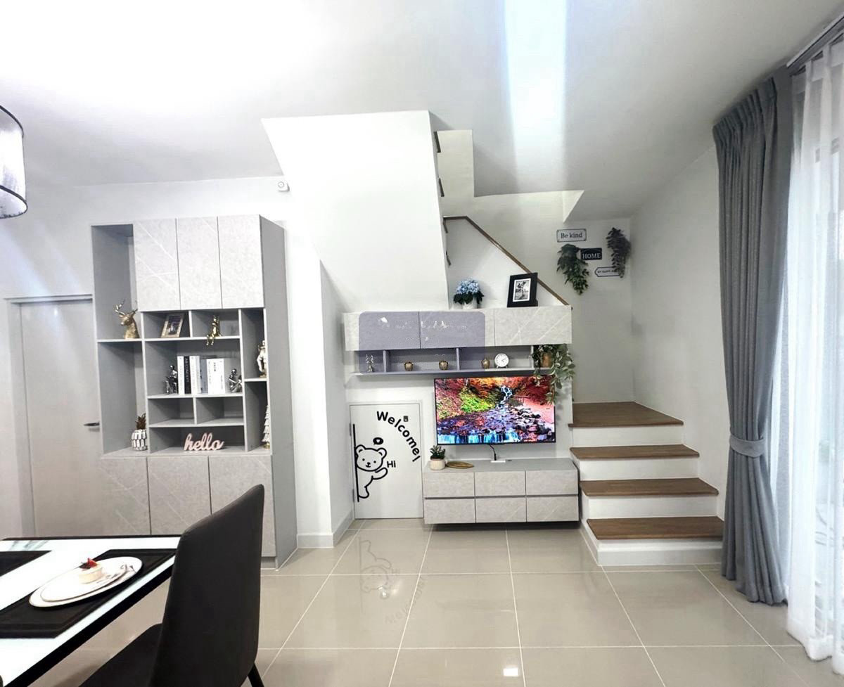 ให้เช่าทาวน์โฮมบางนา แบริ่ง ลาซาล : ทาวน์เฮ้าส์ให้เช่า ✨ Pleno Sukhumvit-Bangna 2 ✨ 3 ห้องนอน 2 ห้องน้ำ เฟอร์นิเจอร์ และ เครื่องใช้ไฟฟ้าครบ 