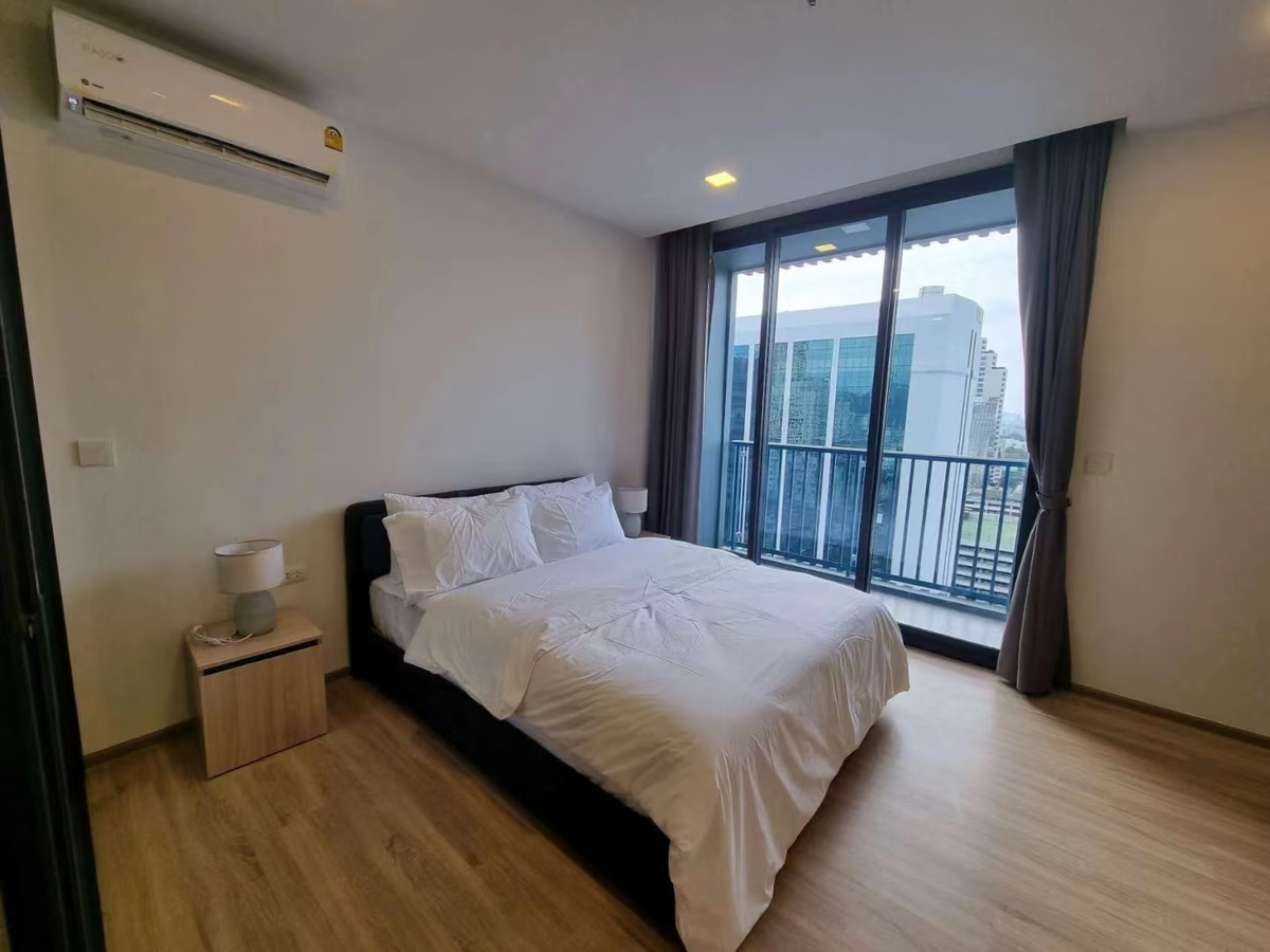 For RentCondoRatchathewi,Phayathai : XT Phayathai | High Floor Living in the Heart of Phayathai one bedroom condo rent 23,000 thb