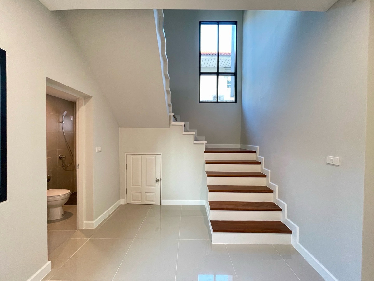 ขายบ้านมีนบุรี-ร่มเกล้า : บ้านเดี่ยวรีโนเวทใหม่พร้อมเข้าอยู่