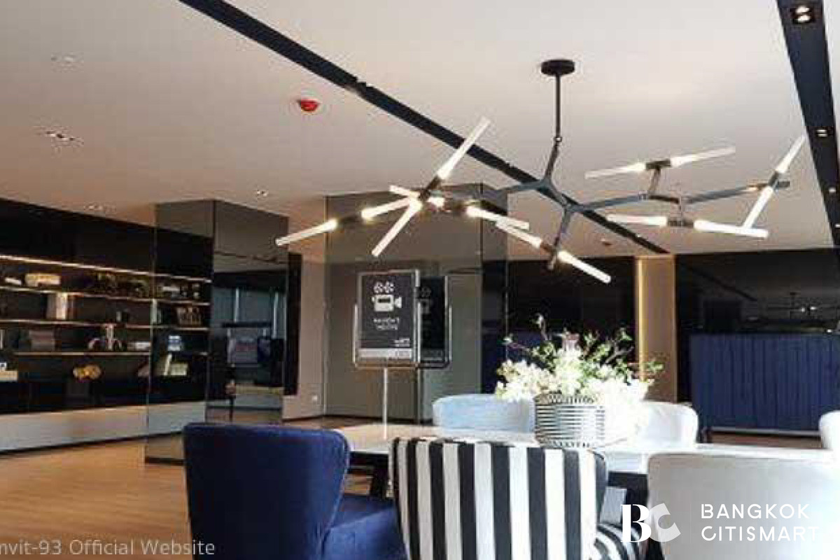 For RentCondoSukhumvit, Asoke, Thonglor : 🔥 Ready to move in RHYTHM Ekkamai (1 bedroom 35 sq.m.) Beautifully decorated room, proportional room plan. Interested: 095-370-1451 (Kate)