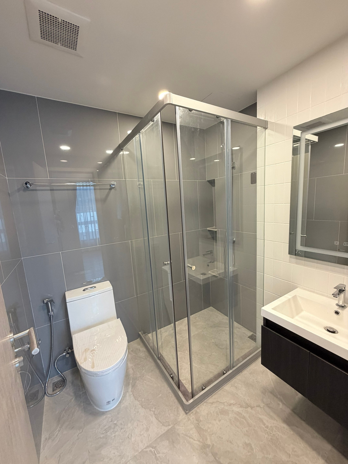 For RentCondoOnnut, Udomsuk : 🔥 21,000/month | 2 bedrooms, 2 bathrooms, large room, fully furnished! 🔥