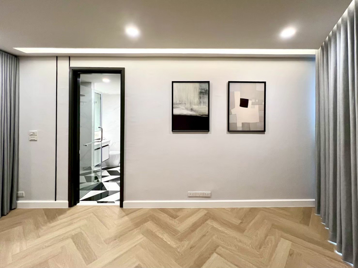 ขายคอนโดสุขุมวิท อโศก ทองหล่อ : SALE The President Park Sukhumvit 24,  Contact 062-496-6454