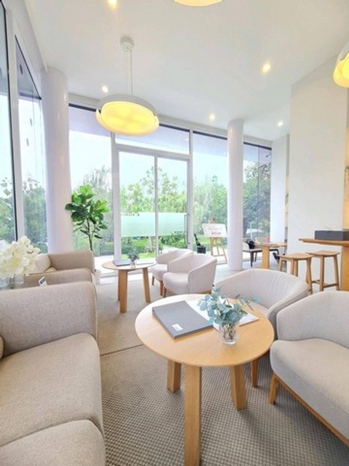 ให้เช่าบ้านพัฒนาการ ศรีนครินทร์ : HR3352ให้เช่า/ขาย บ้านเดี่ยว 3 ชั้น หลังใหญ่ Nirvana ABSOLUTE กรุงเทพกรีฑา กรุงเทพกรีฑาตัดใหม่ โซนพิเศษติดพื้นที่ส่วนกลาง ใกล้คลับเฮ้าส์เพียงไม่กี่ก้าว