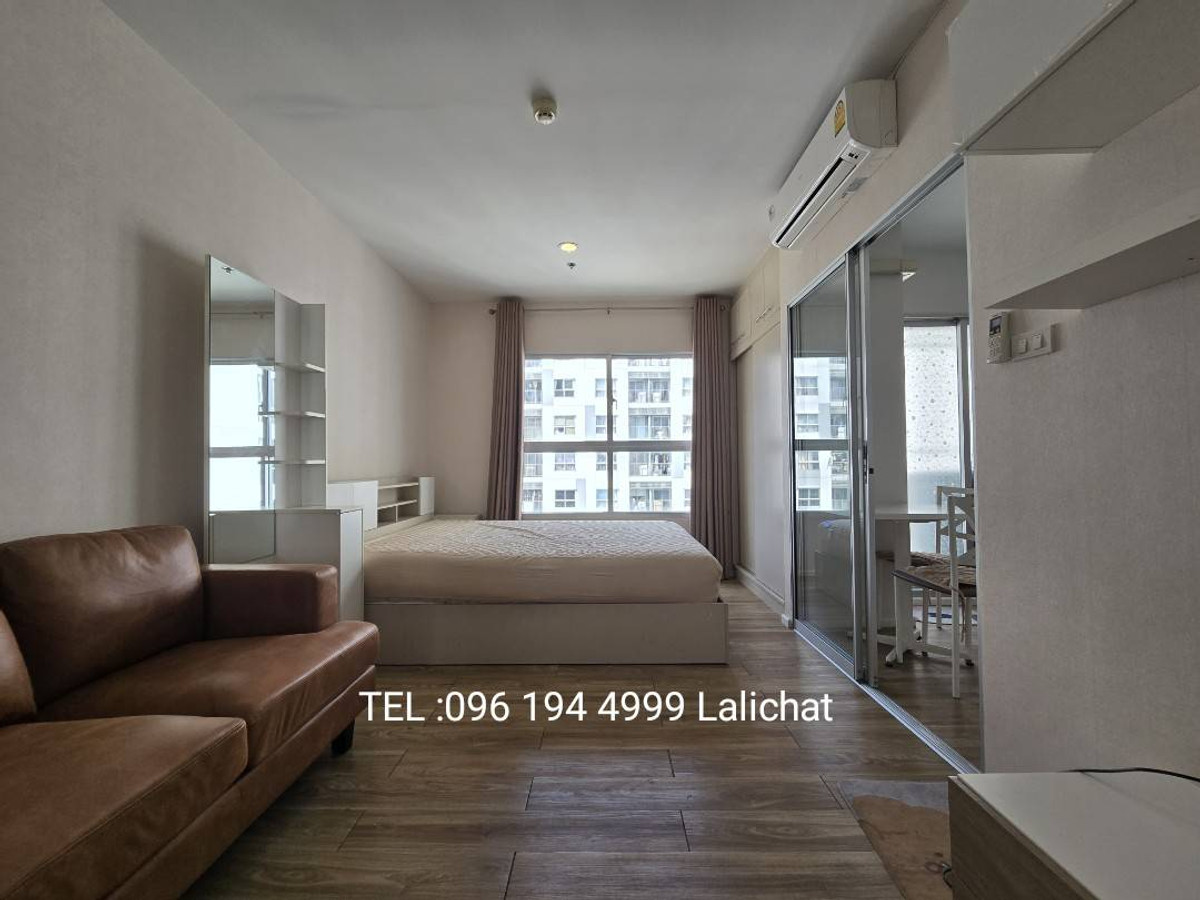 For RentCondoRathburana, Suksawat : For rent, ISSI Condo Suksawat (ISSI SUKSWAT), size 25 sq m., 20th floor, 1 bedroom, 1 bathroom, swimming pool view, near Bangpakok Witthayakhom School. Big C Bang Pakok, Sila Market and MRT Bang Pakok in the near future.