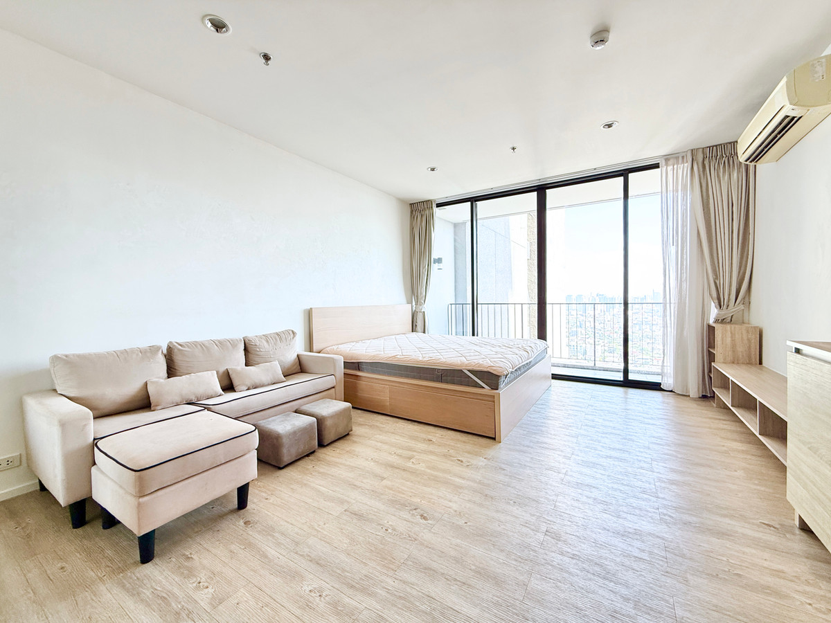 ขายคอนโดลาดพร้าว เซ็นทรัลลาดพร้าว : 🚀 The issara Ladprao - 34ตรม. สตูดิโอ ชั้นสูง ทิศใต้ 092-545-6151 (ทีม)