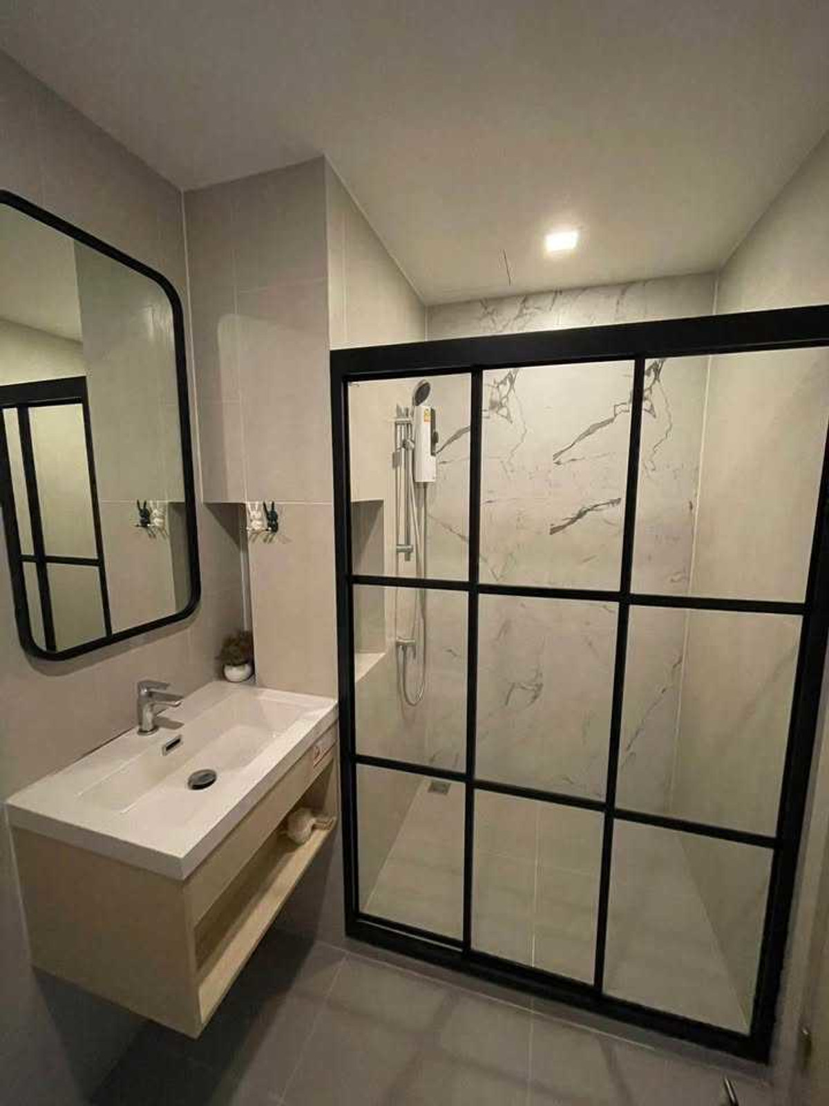 For RentCondoRamkhamhaeng, Hua Mak : 🐶🐱 For Rent: Metris Rama 9 - Ramkhamhaeng | Pet-Friendly Condo 🐾 A cozy and stylish home where you can live happily with your pets 💖