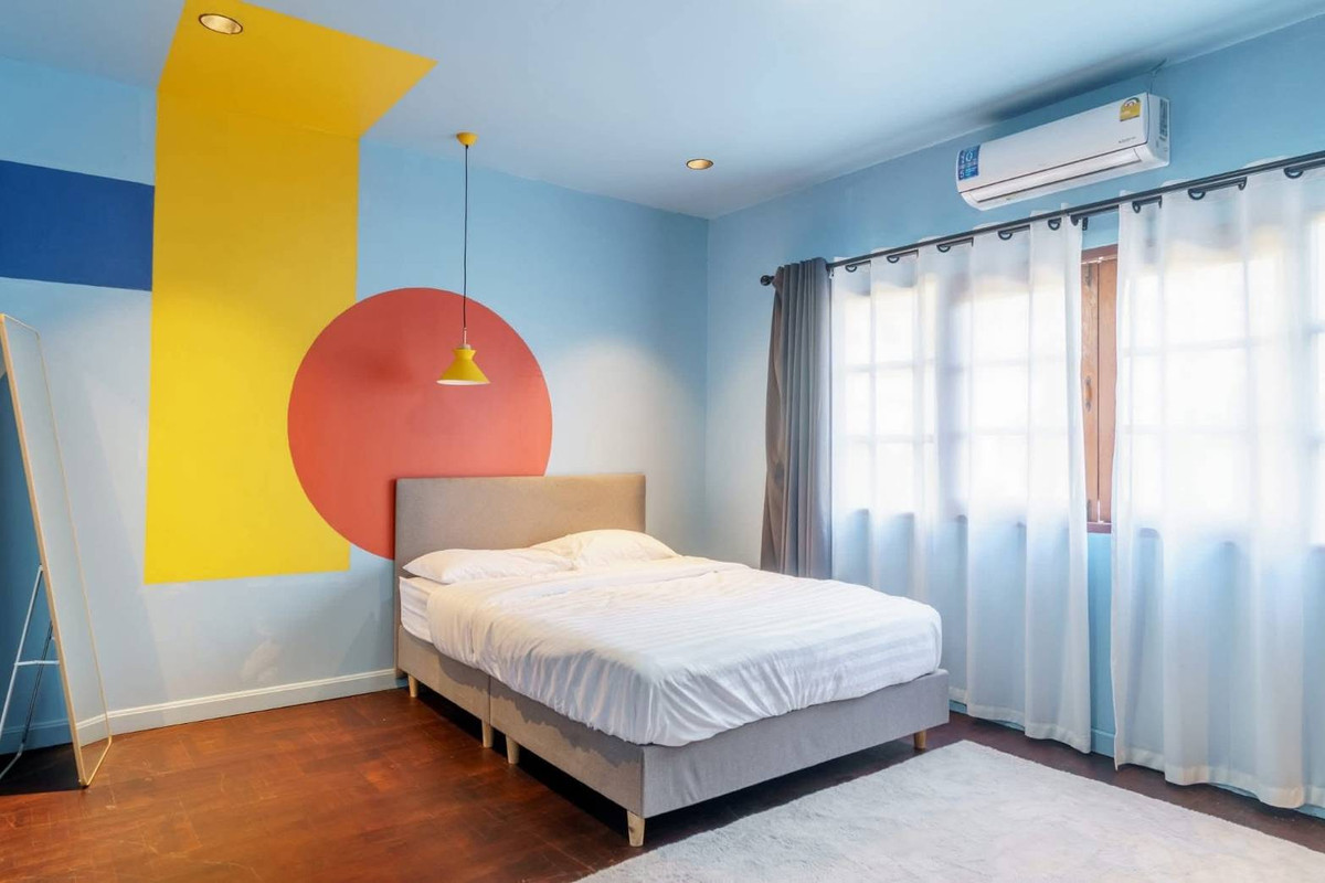 ให้เช่าทาวน์โฮมสุขุมวิท อโศก ทองหล่อ : ทาวน์เฮ้าส์ให้เช่า ✨ Thonglor Soi 25 ✨ 5 ห้องนอน 5 ห้องน้ำ ใจกลางทองหล่อ ซอย 25 พร้อมดาดฟ้าส่วนตัว