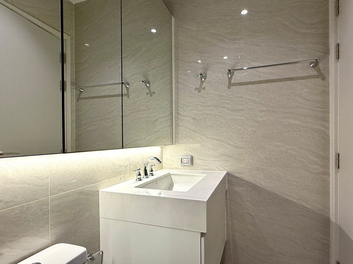 ให้เช่าคอนโดวิทยุ ชิดลม หลังสวน : คอนโด 1 ห้องนอน ซอยต้นสนย่านหลังสวน ใกล้สวนลุมพินี