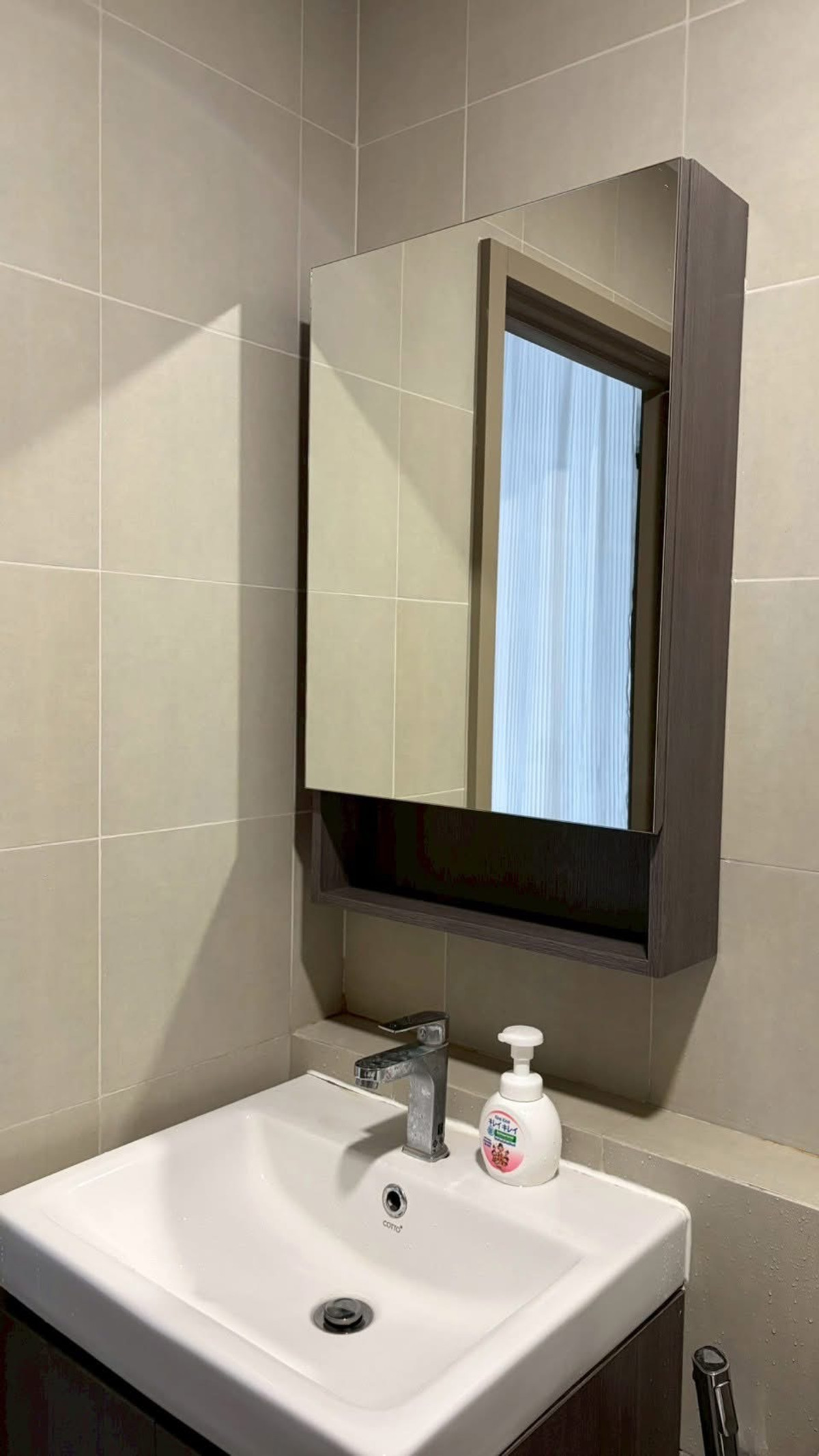 For SaleCondoRattanathibet, Sanambinna : Urgent Sale ✨ ASPIRE Rattanathibet-Weston ✨ Pool view, East facing, Fully furnished and equipped with appliances.