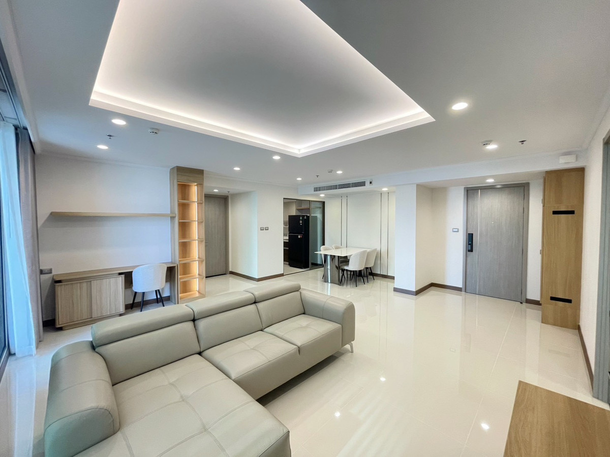 For RentCondoSukhumvit, Asoke, Thonglor : For rent, Supalai Oriental Sukhumvit 39 (101 sq m.), 2 bedrooms, 2 bathrooms, ready to move in.