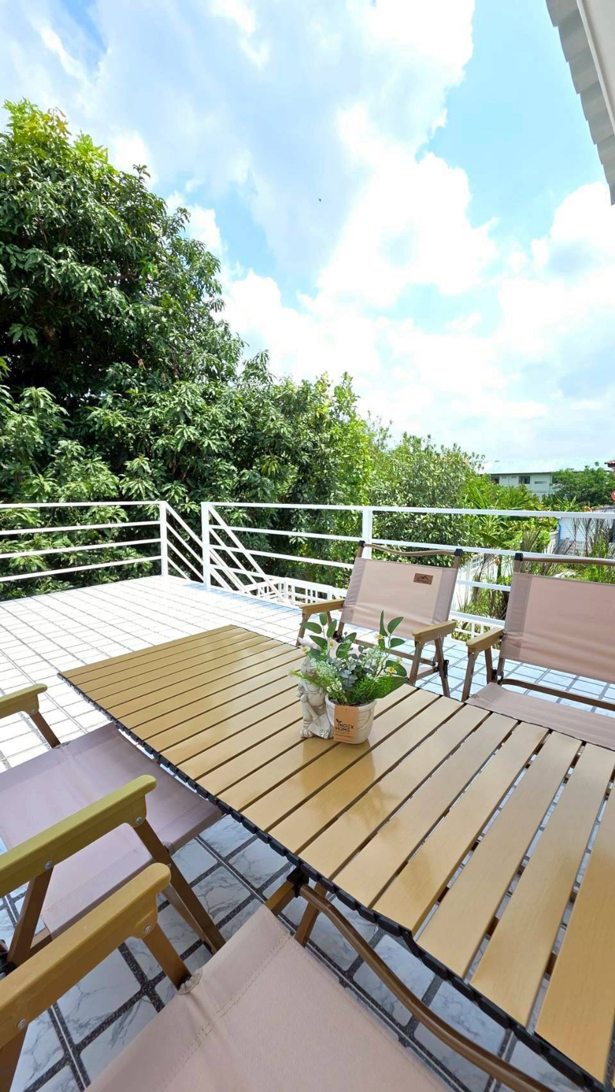 ขายทาวน์โฮมนนทบุรี บางใหญ่ บางบัวทอง : ขายทาวน์เฮ้าส์พระปิ่น 3 หลังริม 30 ตร.ว. 4 นอน มีระเบียงเทอเรส ติดถนนกาญจนาฯ ฟรีโอน