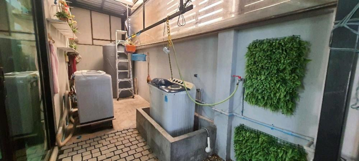 ทาวน์โฮมเกษตร นวมินทร์ ลาดปลาเค้า : ขาย/ ให้เช่าทาว์นโฮม  3 ชั้น 3 หัองนอน 250 ตรม หลังมุม หมู่บ้านอีโค-สเปซ เกษตร-นวมินทร์