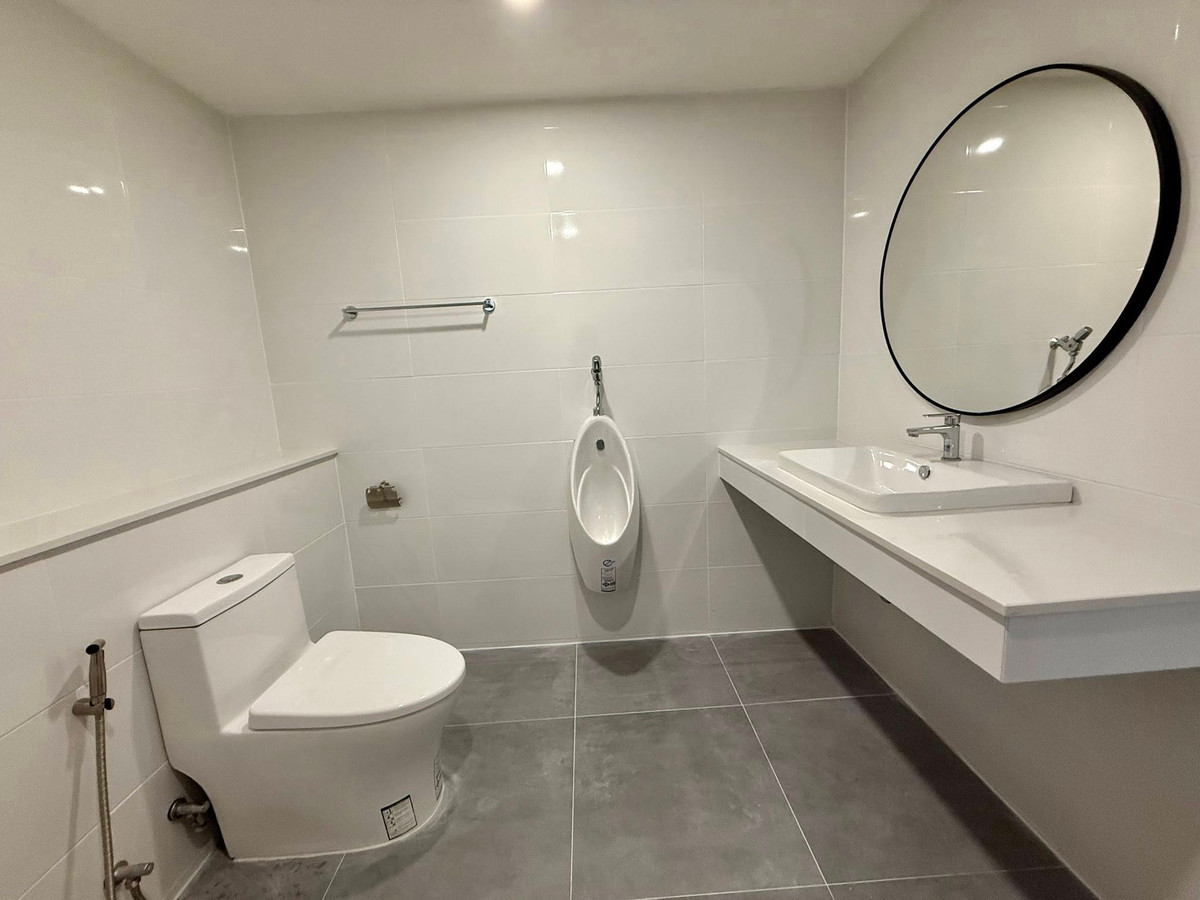 ให้เช่าบ้านรามคำแหง หัวหมาก : ᚱ ให้เช่า บ้านเดี่ยว 🔥3 ห้องนอน 1 ห้องแม่บ้าน🔥 รามคำแหง หัวหมาก 9 ที่จอดรถ 2 คัน ✅ ใกล้ MRT ศรีกรีฑา