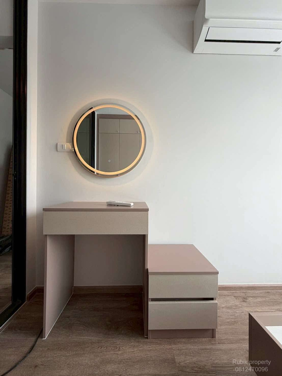 For RentCondoKasetsart, Ratchayothin : 🏙 **Condo for rent HI Kaset–Senanikhom Station (Phahonyothin 34)** RB1833, new room, never rented out, location near BTS Senanikom 🚄✨