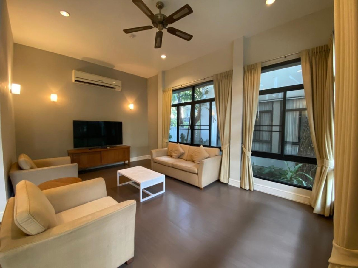 ให้เช่าบ้านสุขุมวิท อโศก ทองหล่อ : Pet-Friendly Best Value | Modern House for Rent Thonglor |  Near BTS Thonglor | 120,000 THB | บ้านโมเดิร์นให้เช่า ทองหล่อ คุ้มค่า เลี้ยงสัตว์ได้ ใกล้ BTS ทองหล่อ ⸻LTH14775