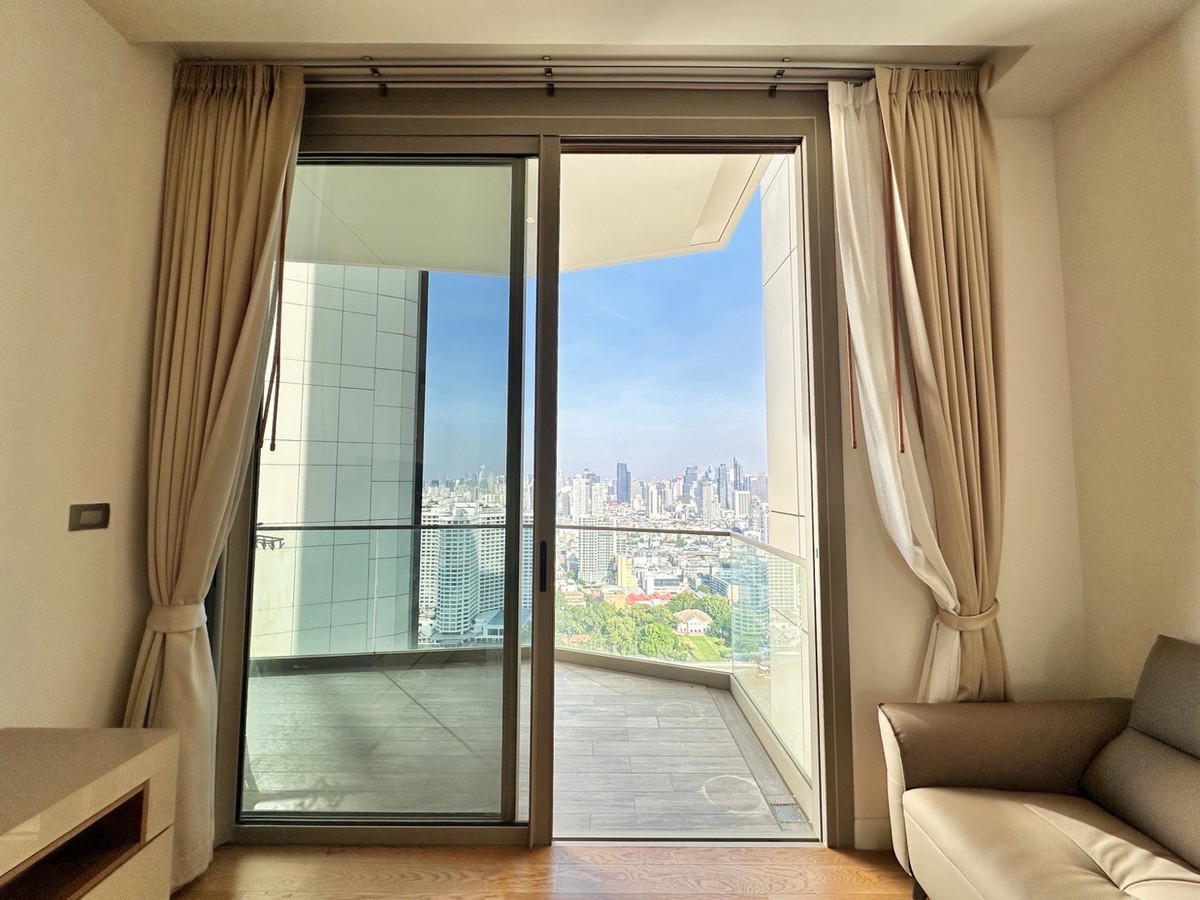 ให้เช่าคอนโดวงเวียนใหญ่ เจริญนคร : ชั้น 29 Iconsiam 2 นอน Magnolias Waterfront Residences (Iconsiam) พร้อมเข้าพัก 