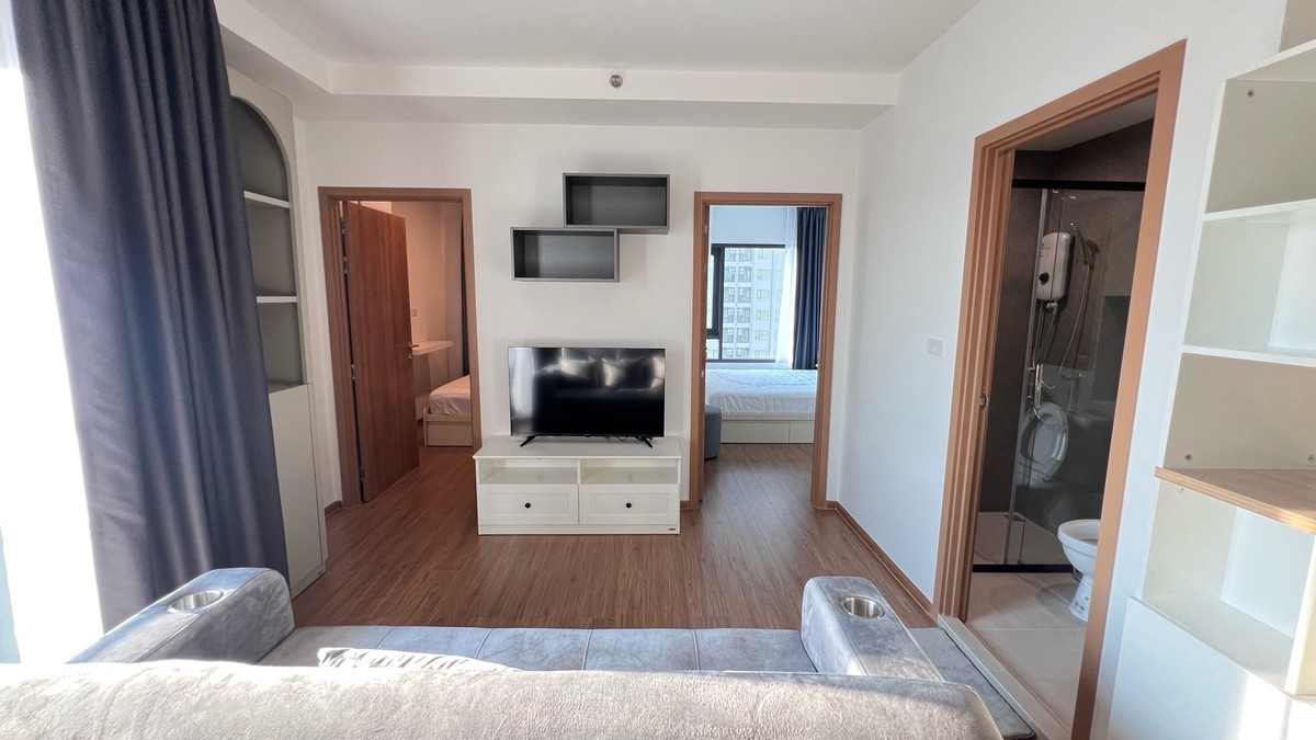 คอนโดรามคำแหง หัวหมาก : ห้องมุมวิวสระและรถไฟฟ้าแอดไลน์สอบถามเพิ่มเติม